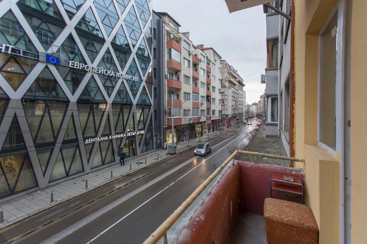 Elegant 2Bdr Apartment With A Balcony Sofya Dış mekan fotoğraf