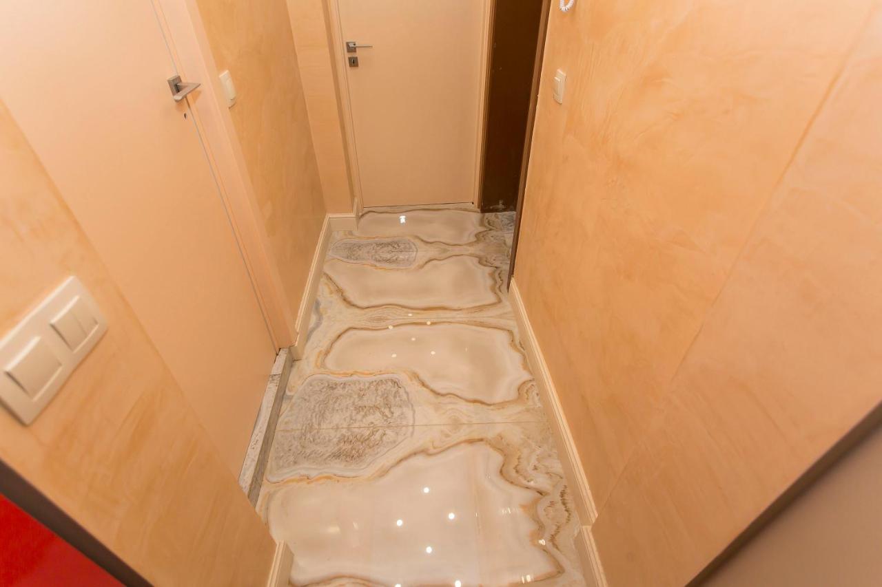 Elegant 2Bdr Apartment With A Balcony Sofya Dış mekan fotoğraf