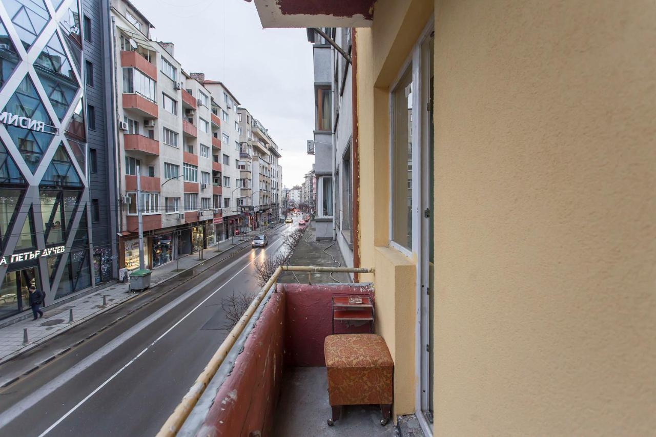 Elegant 2Bdr Apartment With A Balcony Sofya Dış mekan fotoğraf